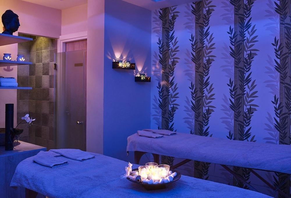 Island Blue Hotel Pefki エクステリア 写真